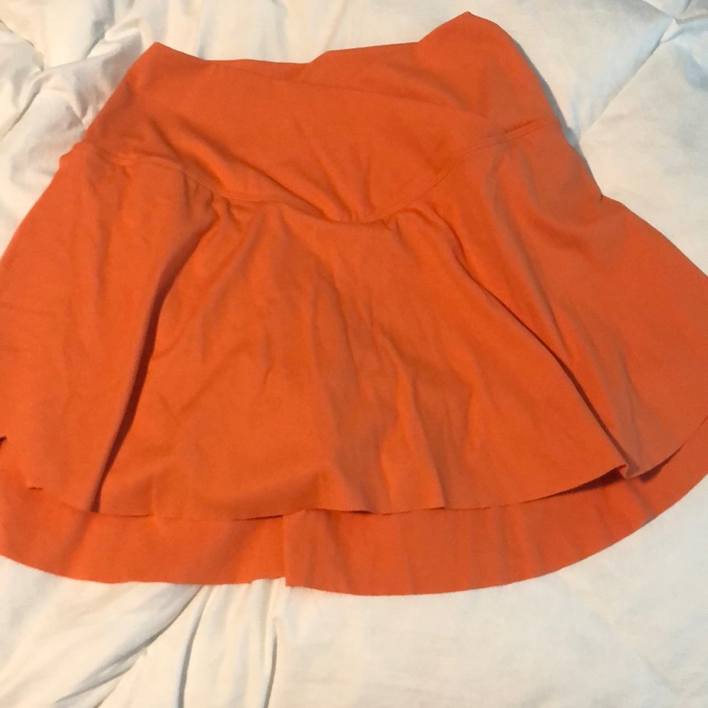 halara cross over skirt